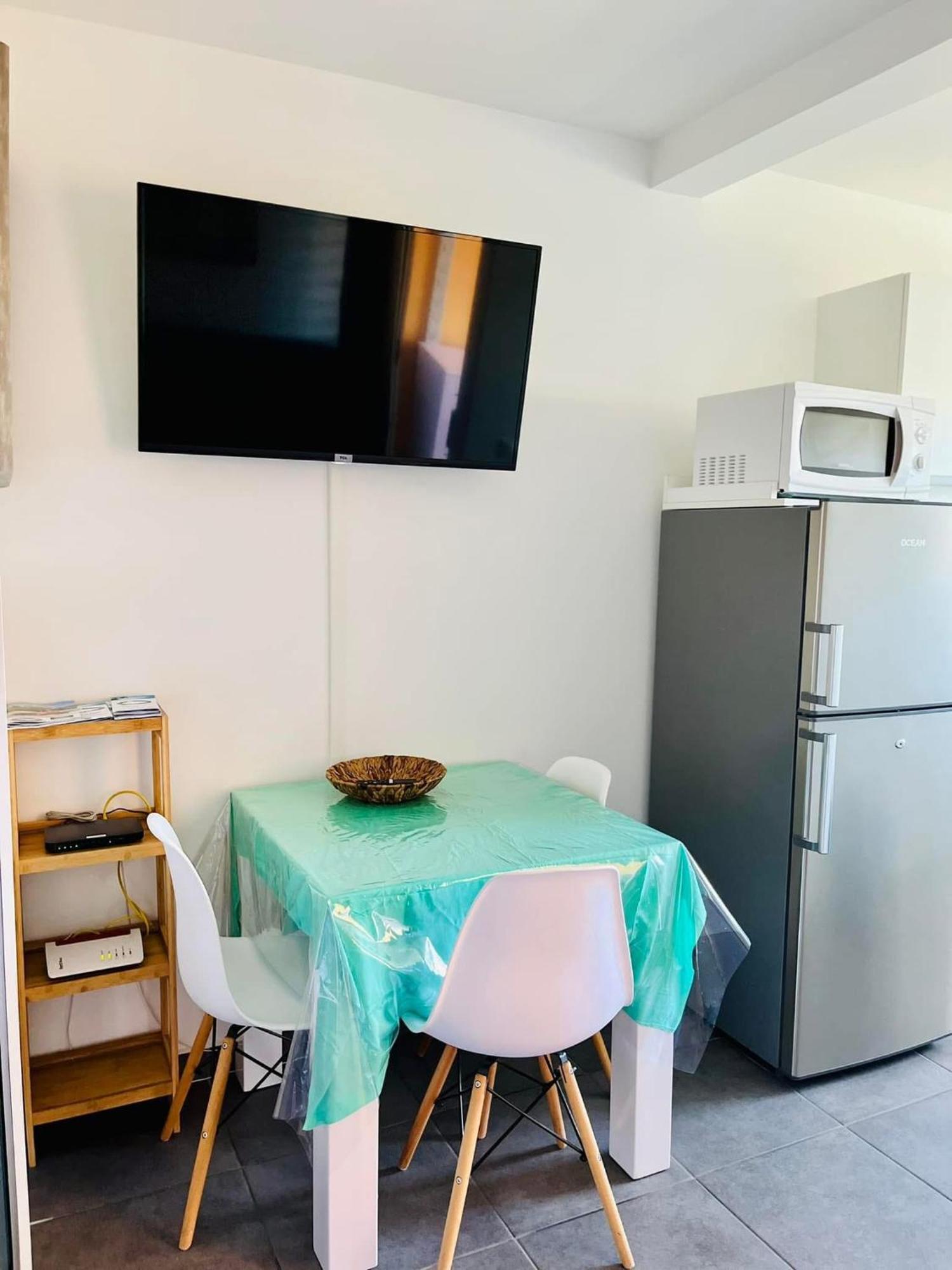 Tehautahi Cozy Lodge 1 Papeete  Eksteriør bilde
